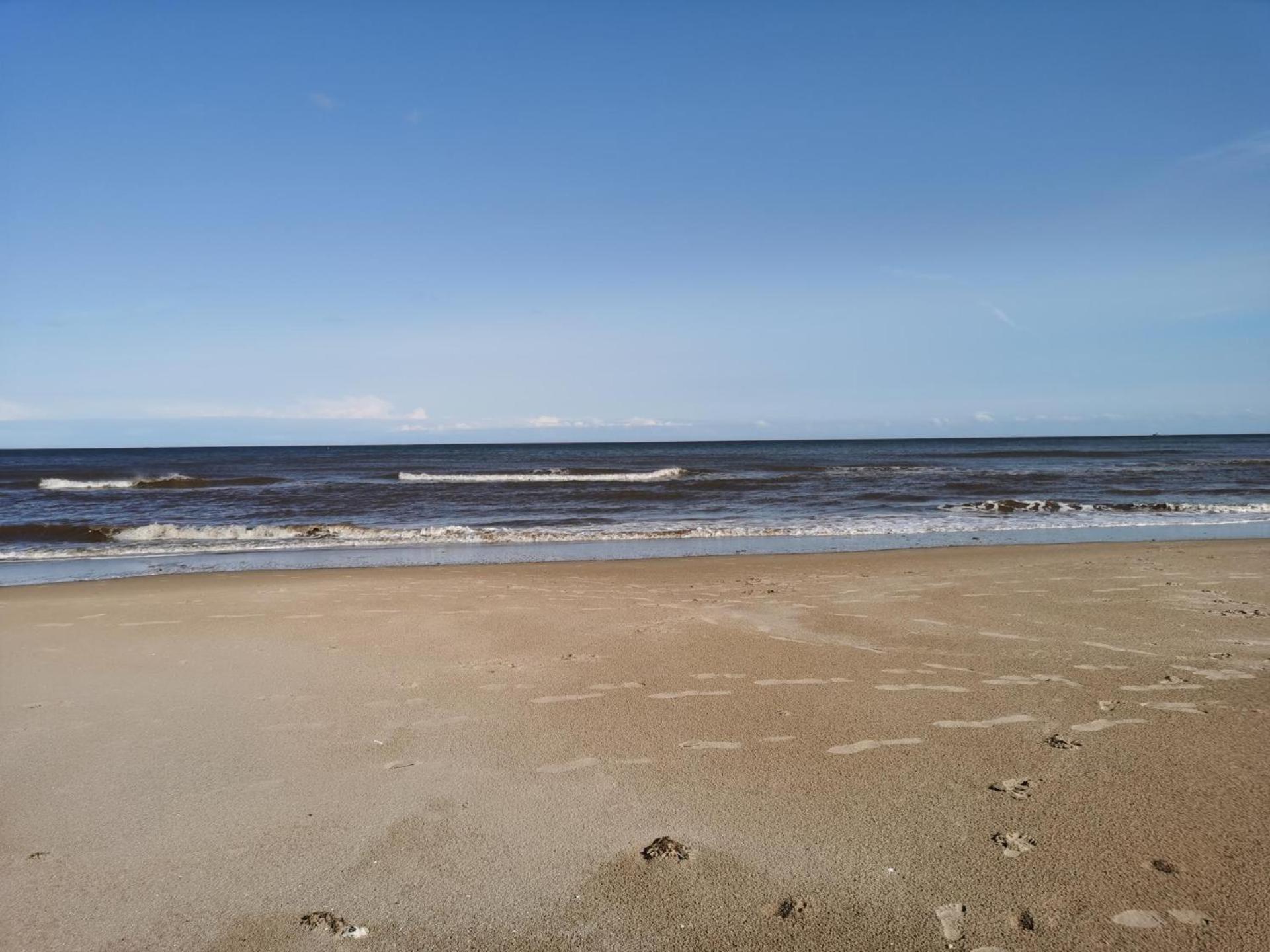 Golden Sands Beach Activities Sea Holiday Relax 마블소프 외부 사진
